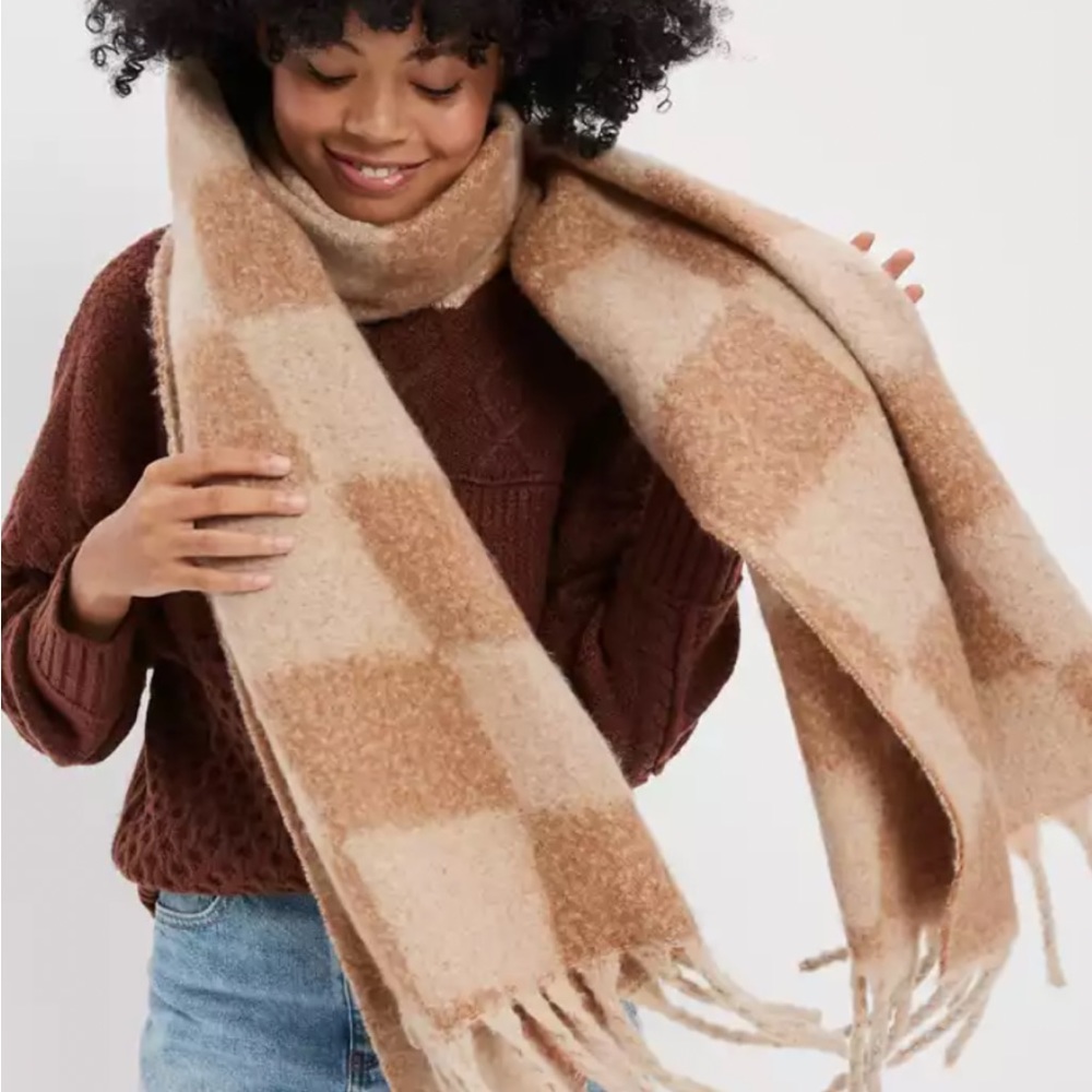 Checkered Blanket Scarf